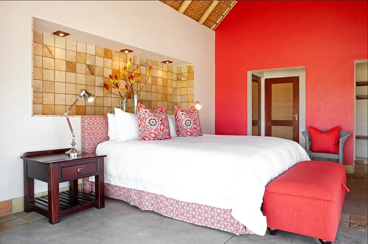 Jaci's Sabi House thumbnail 5